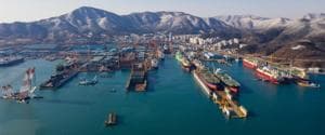 🚢 Ship Launching – A Key Stage in Vessel Construction ⚙️