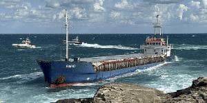 🚢 Tanzanian Cargo Ship Rapid Runs Aground off Turkey’s Kefken Coast